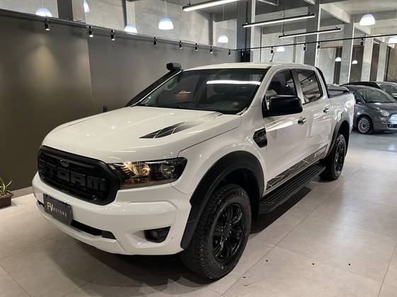 FORD RANGER 3.2 STORM 4X4 CD 20V DIESEL 4P AUTOMÁTICO FORD RANGER 3.2 STORM 4X4 CD 20V DIESEL 4P AUTOMÁTICO
